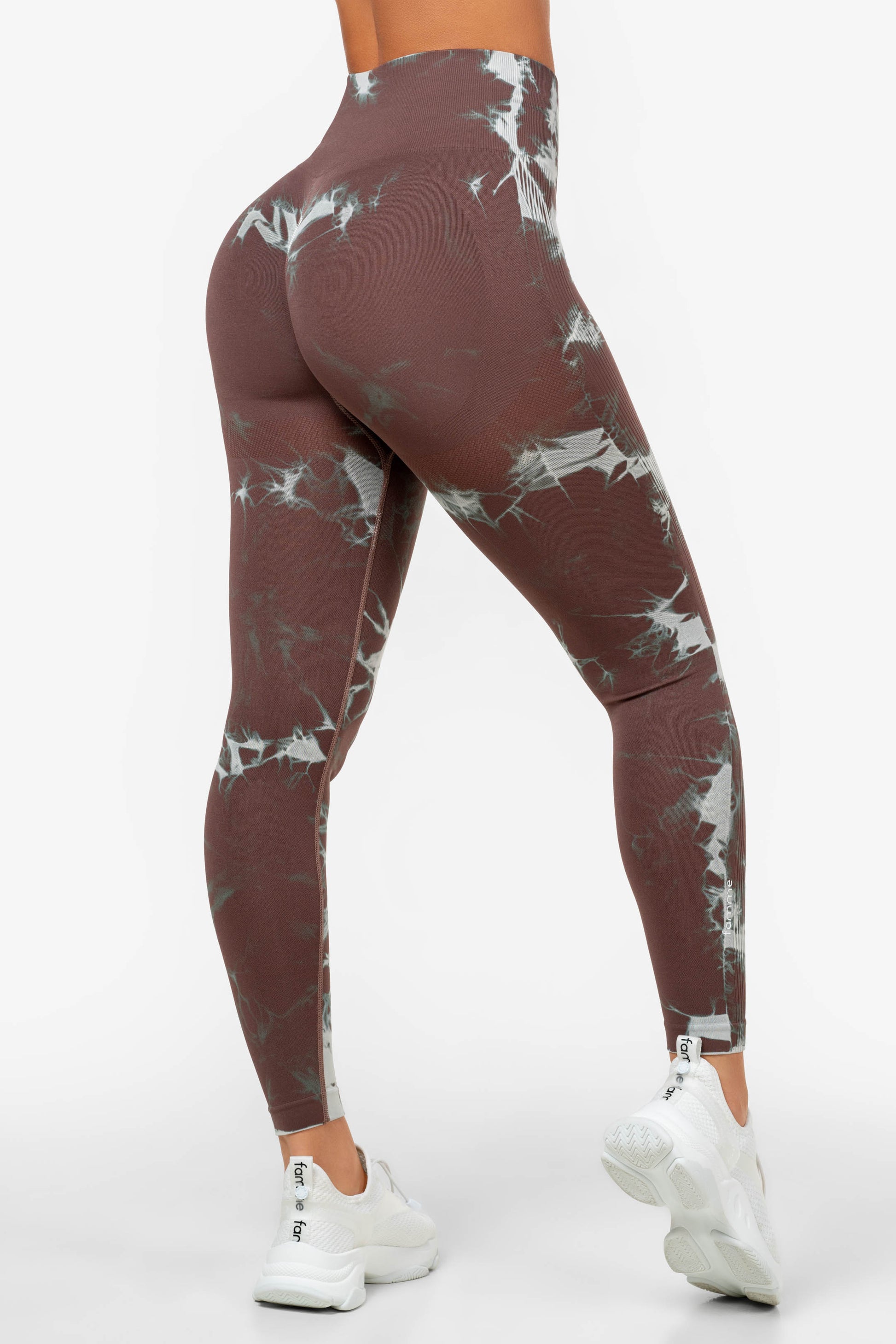 Tie Dye Scrunch Leggings | Seamless tights | Free shipping and returns –  Famme