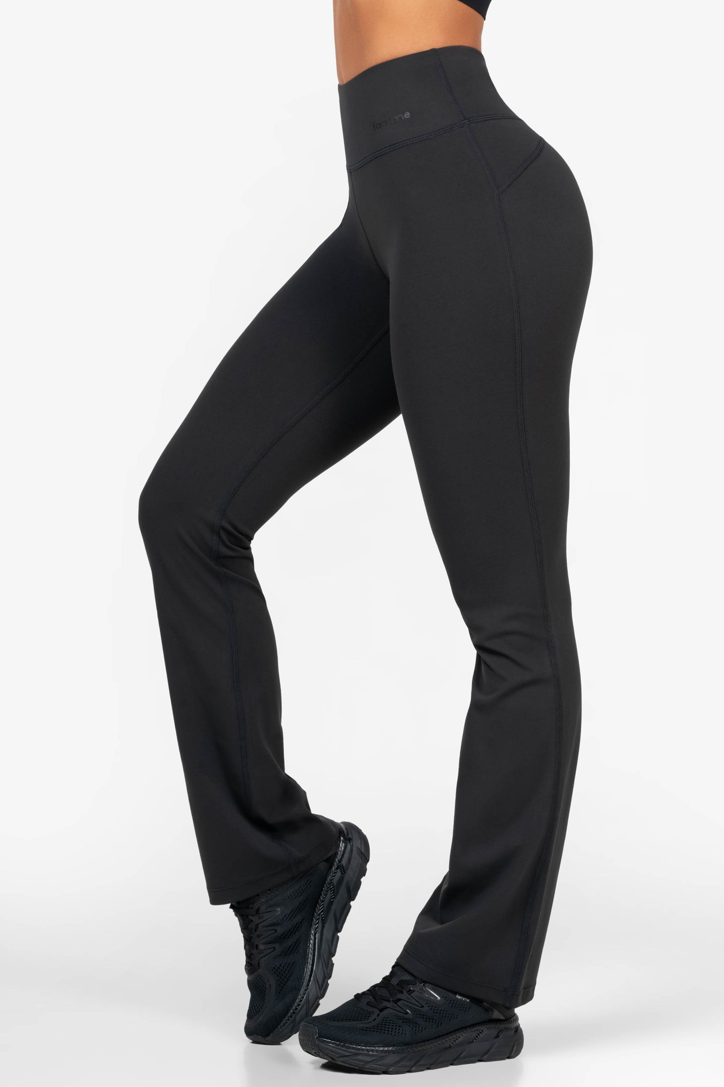 Black Yoga Pants - for dame - Famme - Pants